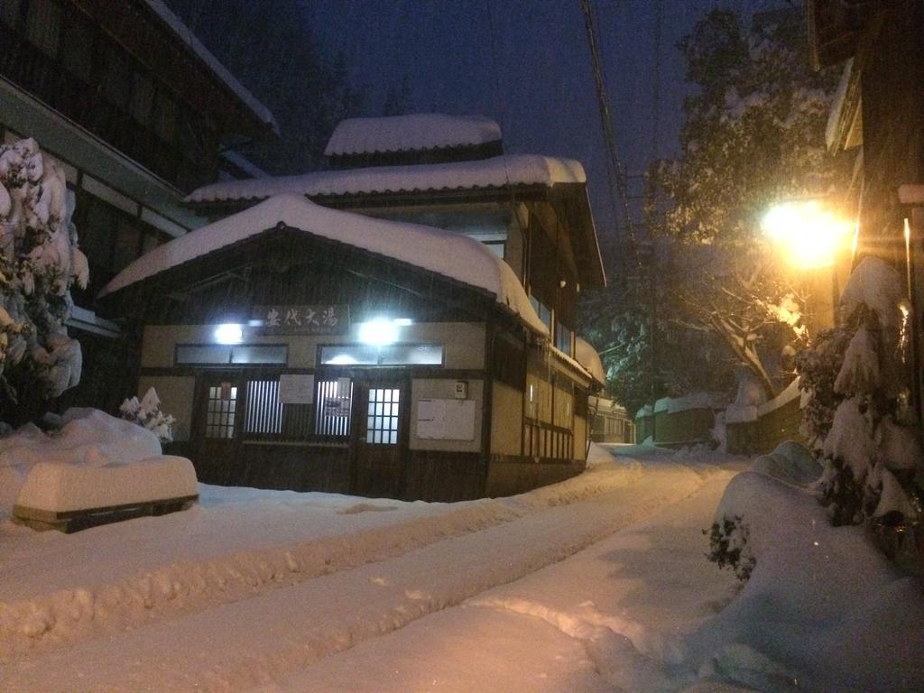 Hotel Yudanaka Onsen Yamazakiya Yamanouchi  Exterior foto